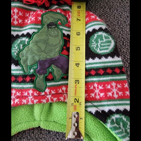 Excellent Condition Marvel Incredible Hulk Green Red Winter Hat - Picture 4 of 5